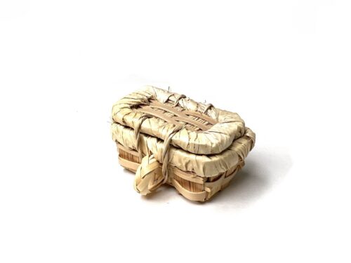 Schatulle mit geschlossenem Deckel
