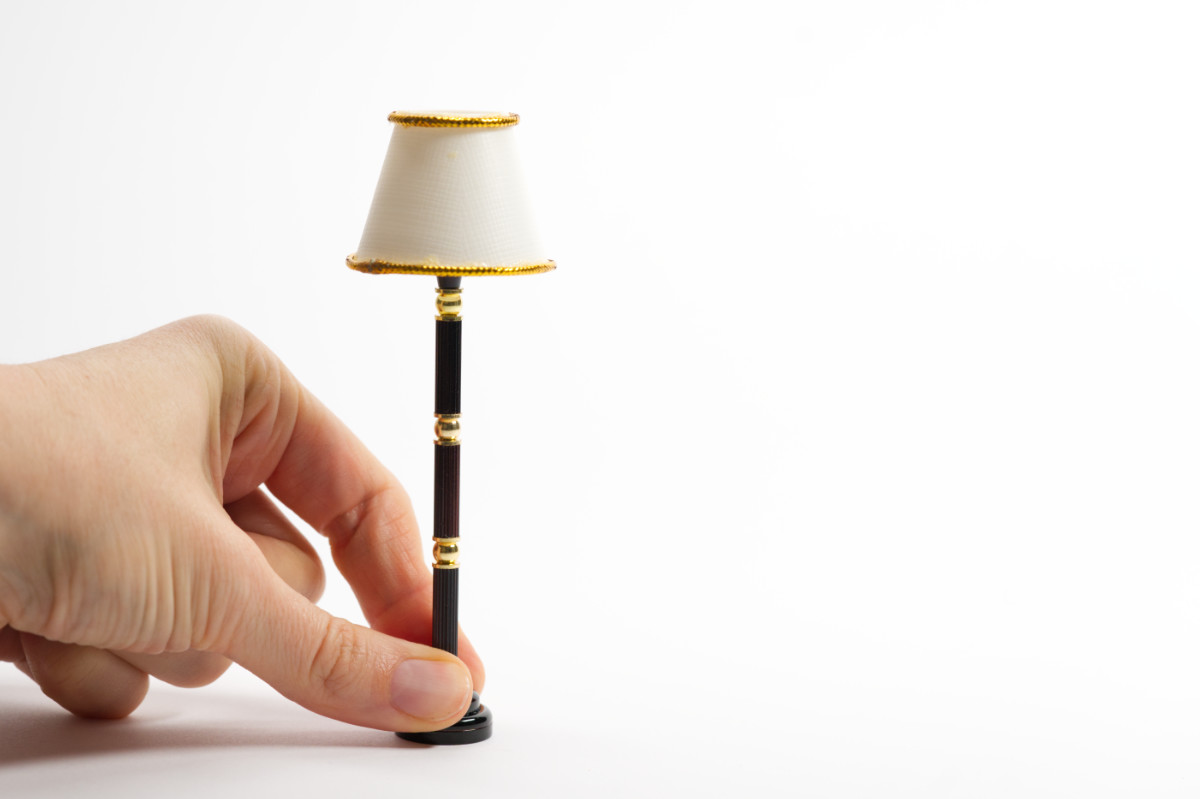 Miniatur Stehlampe mit Funktion, 12 cm hoch